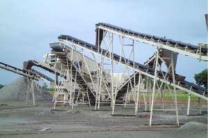 <b>Planta trituradora de piedra 2 unidades en ICA, Perú</b>